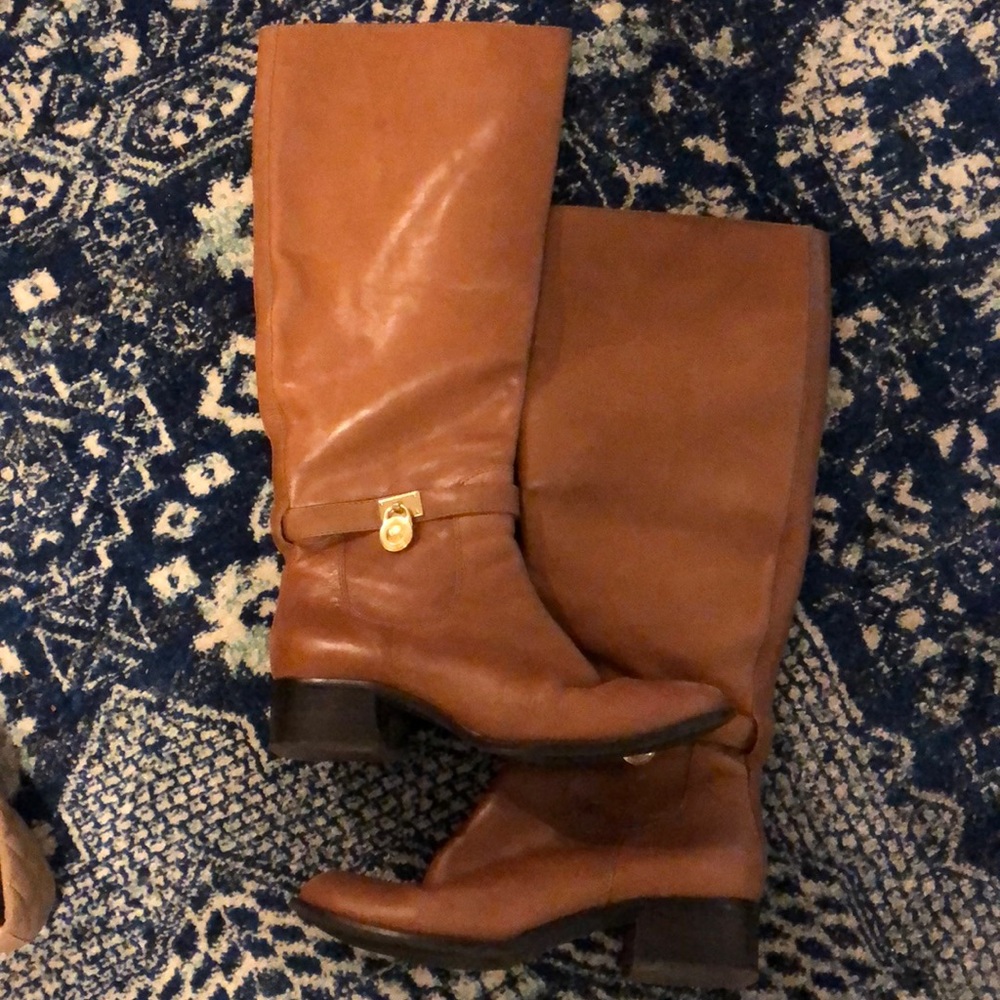 Michael kors used boots